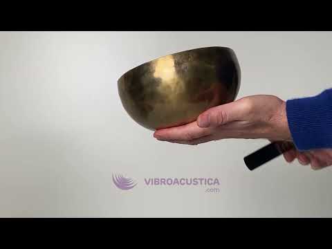 Medium Size Singing Bowl 18/19 cm