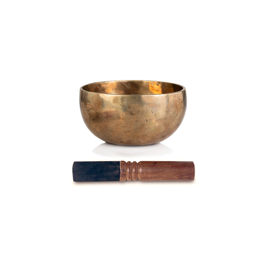 Medium Size Singing Bowl 17/18 cm