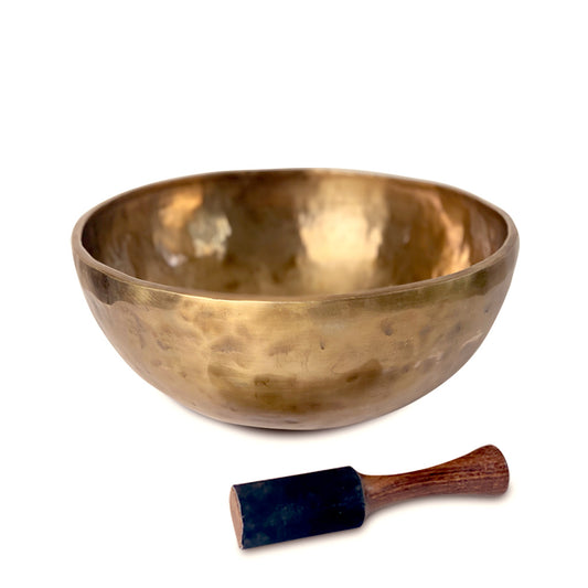 Large-Sized Singing Bowl 32/33 cm