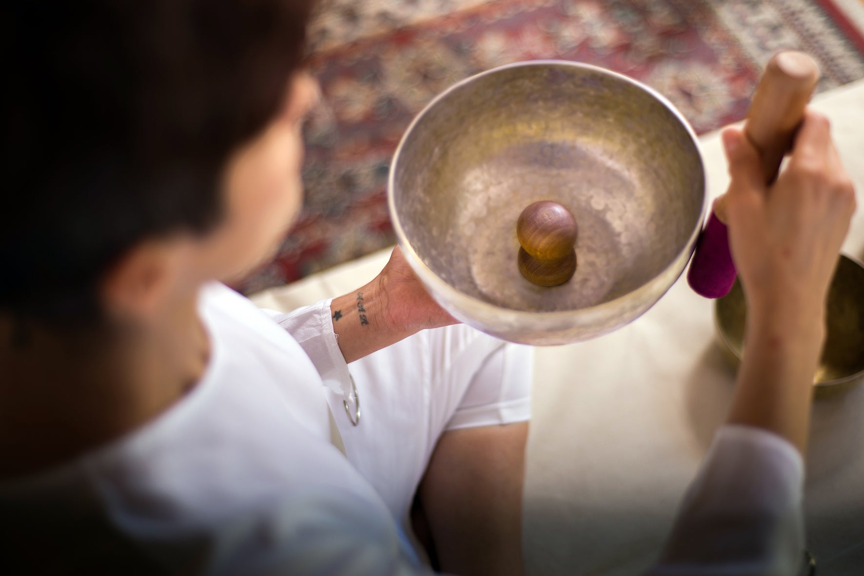 Handled Singing Bowl 22 cm